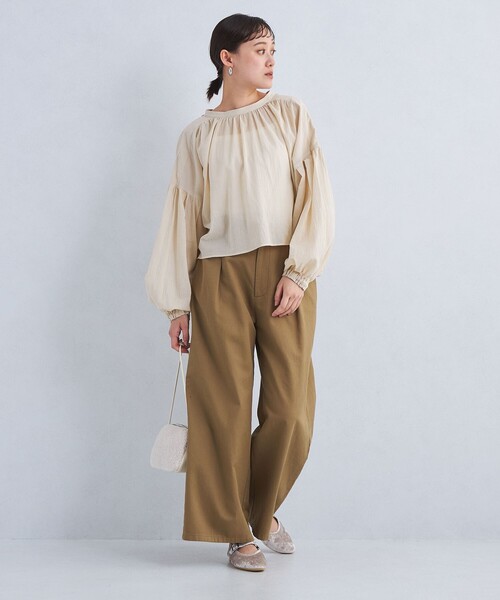 green label relaxing(グリーンレーベルリラクシング)の「2WAY クロップド ギャザー ブラウス(シャツ/ブラウス・レディース・ナチュラル/ライラック/ブラック・FREE)」の13枚目の写真