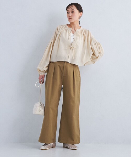 green label relaxing(グリーンレーベルリラクシング)の「2WAY クロップド ギャザー ブラウス(シャツ/ブラウス・レディース・ナチュラル/ライラック/ブラック・FREE)」の15枚目の写真