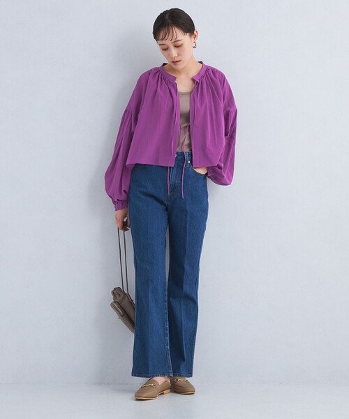 green label relaxing(グリーンレーベルリラクシング)の「2WAY クロップド ギャザー ブラウス(シャツ/ブラウス・レディース・ナチュラル/ライラック/ブラック・FREE)」の16枚目の写真