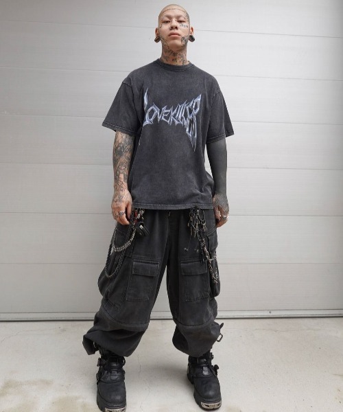 BADEE★韓国★人気★Graffiti Applique Top 3色 /追跡あり 85426604b_18_d_500.jpg