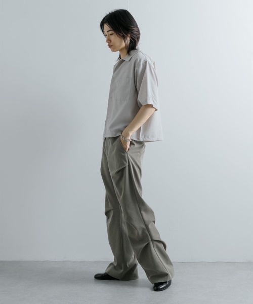 SENSE OF PLACE by URBAN RESEARCH（センスオブプレイスバイアーバンリサーチ）の「ランダムタックフレアパンツ（その他パンツ・メンズ・ブラック/カーキ・MEDIUM/LARGE）」の13枚目の写真