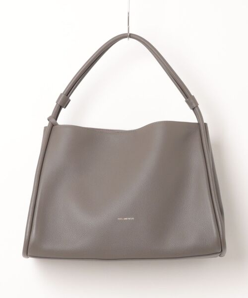 INED(イネド)の「Atelier leather largeバッグ《FEEL AND TASTE》(ショルダーバッグ・レディース・ブラック/チャコールグレー・フリー)」の1枚目の写真