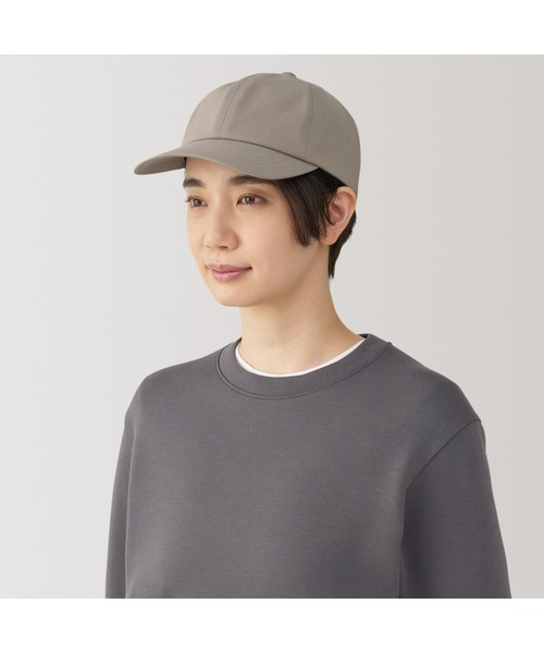 無印良品（ムジルシリョウヒン）の「ＵＶカット　透湿撥水　防水テープ使い　キャップ　５５～５９ｃｍ（キャップ・レディース・ベージュ/ブラック/ブラウン系・55-59cm）」の18枚目の写真