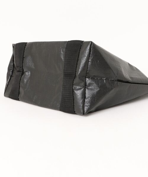SABLE CLUTCH(セーブルクラッチ)の「TAPE PE TOTE (M) (トートバッグ)(トートバッグ・レディース・ホワイト/ブラック/シルバー・ONE SIZE)」の5枚目の写真