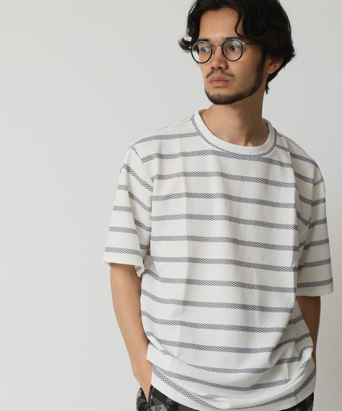 ARCADE(アーケード)の「エンボスワッフル クルーネック半袖ボーダーTシャツ barcedos moderate(Tシャツ/カットソー・メンズ・ネイビー/ブラック/オフホワイト・L/M/LL)」の1枚目の写真