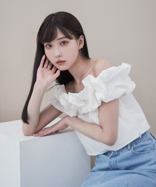 Y/lim(イリム)の「バルーンフリルブラウス(シャツ/ブラウス・レディース・オフホワイト/ブラック・FREE)」の22枚目の写真