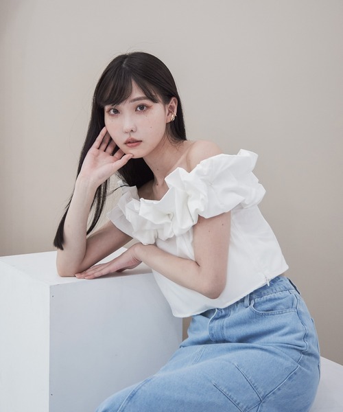 Y/lim(イリム)の「バルーンフリルブラウス(シャツ/ブラウス・レディース・オフホワイト/ブラック・FREE)」の21枚目の写真