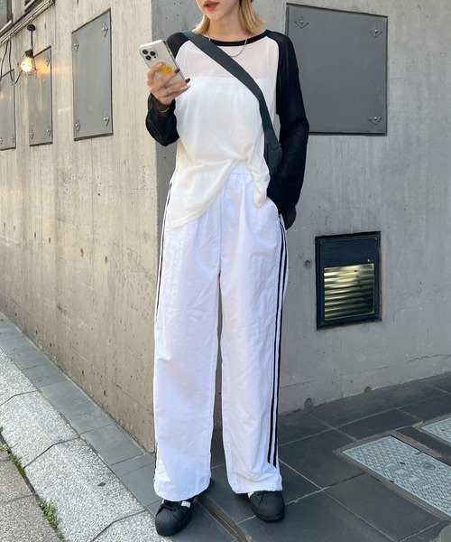 ABYS(アビス)の「サイドライン裾ドロストトラックパンツ(その他パンツ・レディース・ネイビー/ホワイト・FREE)」の18枚目の写真