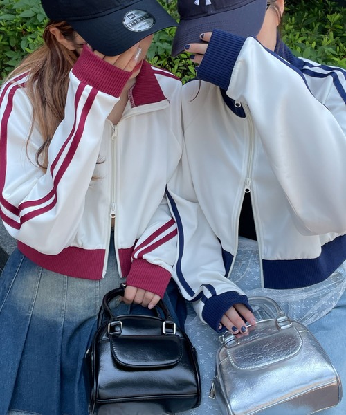 WEGO（ウィゴー）の「WEGO/【新色追加でリバイバル！】ショートトラックジャケット（ブルゾン・レディース・ブラック/ワイン/その他1/ネイビー/ピンク・FREE）」の15枚目の写真