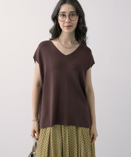 saloon（サルーン）の「SALOON(サルーン)/Vネックフレンチスリーブニット【手洗い可】セットアップ可（ニット/セーター・レディース・ブラウン/ブラック・FREE）」の5枚目の写真