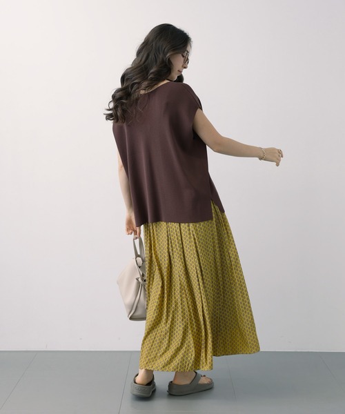 saloon（サルーン）の「SALOON(サルーン)/Vネックフレンチスリーブニット【手洗い可】セットアップ可（ニット/セーター・レディース・ブラウン/ブラック・FREE）」の19枚目の写真