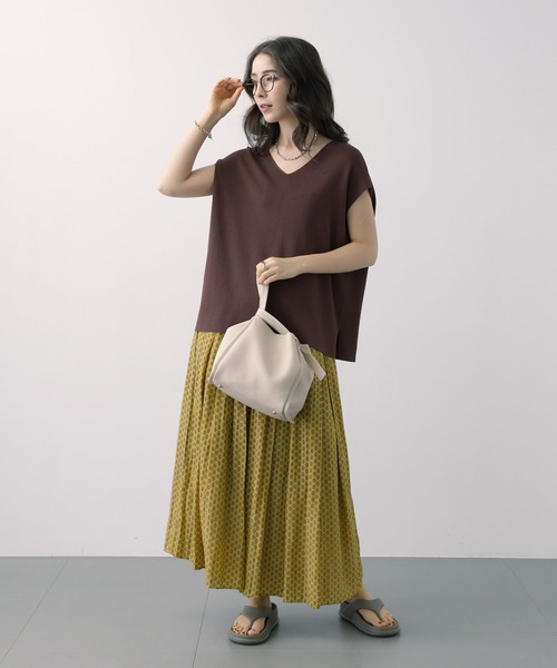 saloon（サルーン）の「SALOON(サルーン)/Vネックフレンチスリーブニット【手洗い可】セットアップ可（ニット/セーター・レディース・ブラウン/ブラック・FREE）」の18枚目の写真