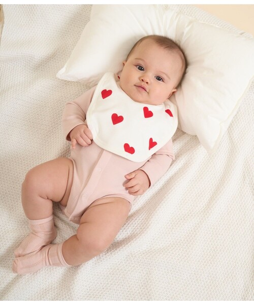 PETIT BATEAU(プチバトー)の「サークルスタイ(スタイ/よだれかけ・キッズ・ホワイト×レッド・ONE SIZE)」の1枚目の写真