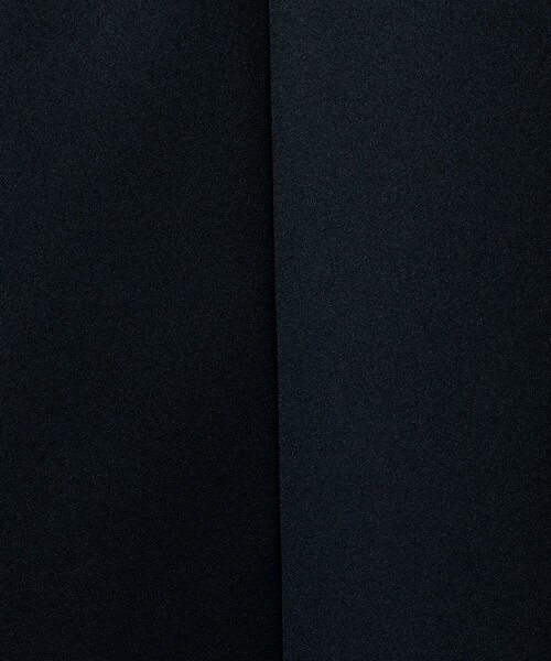 UNITED ARROWS（ユナイテッドアローズ）の「サテン Vネック ジャンパースカート（ワンピース・レディース・ブラック/ネイビー・36/38）」の20枚目の写真