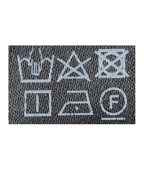 UNITED ARROWS（ユナイテッドアローズ）の「サテン Vネック ジャンパースカート（ワンピース・レディース・ブラック/ネイビー・36/38）」の17枚目の写真