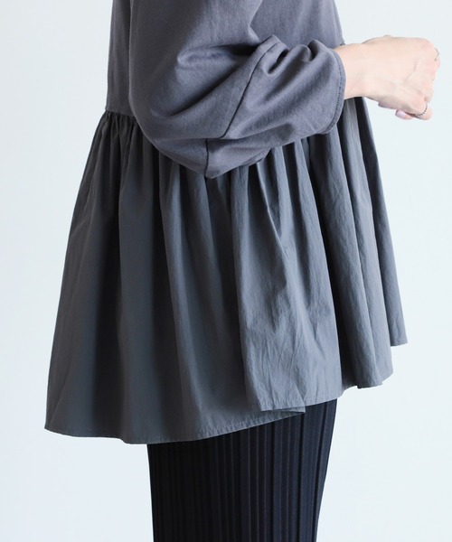 reca(レカ)の「【ZOZOTOWN限定】ランタンスリーブティアードプルオーバー(その他トップス・レディース・ブラック/グレイッシュベージュ/オフホワイト/チャコールグレー/ピンク系その他/バーガンディー・FREE)」の21枚目の写真