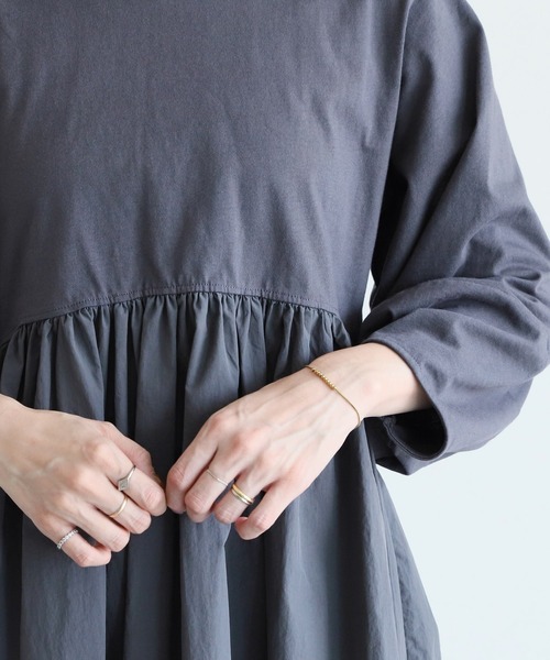 reca(レカ)の「【ZOZOTOWN限定】ランタンスリーブティアードプルオーバー(その他トップス・レディース・ブラック/グレイッシュベージュ/オフホワイト/チャコールグレー/ピンク系その他/バーガンディー・FREE)」の18枚目の写真