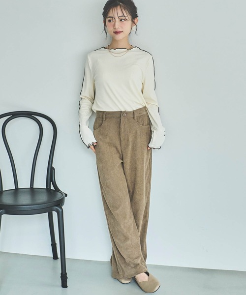 mil(ミル)の「【小柄さん向けサイズあり】コーデュロイセミワイドパンツ(その他パンツ・レディース・チャコールグレー/アイボリー/モカ・S-Short/M-Short/S-Regular/M-Regular/フリー)」の3枚目の写真