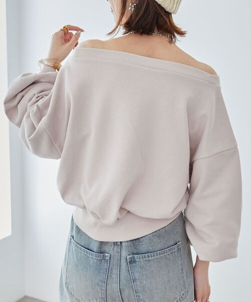 MAJESTIC LEGON（マジェスティックレゴン）の「リボンモチーフオフショルスウェット（スウェット・レディース・ホワイト系その他2/ピンク系その他2/グレー/ピンクベージュ・MEDIUM）」の21枚目の写真