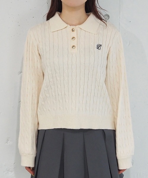 tiptop（ティップトップ）の「【選べる2デザイン】ケーブルニットポロプルオーバー（ニット/セーター・レディース・チャコールグレー/アイボリー/ネイビー/ボルドー/ネイビー系/グレー系その他・FREE）」の9枚目の写真