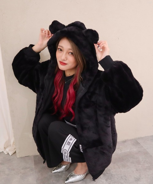 セシルマクビー　ファー付きフード ブラックパーカー ゼブラ　平成　ギャル　y2k CECIL McBEE（セシルマクビー）の「ねこ耳フェイクファーパーカー