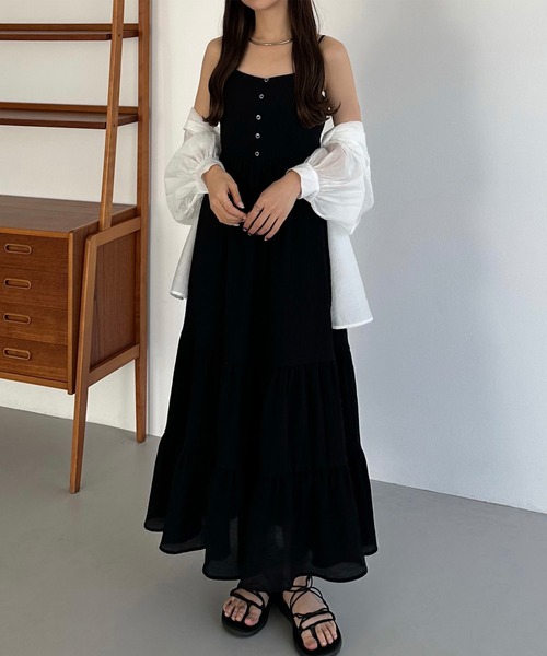 callautia(カラウティア)の「楊柳ティアードキャミワンピース(ワンピース・レディース・チャコール/ブラック/ホワイト・MEDIUM/SMALL/LARGE)」の1枚目の写真