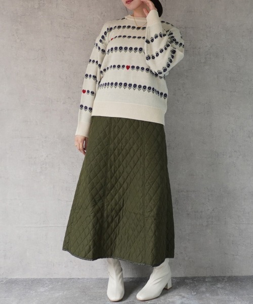 SELECT LEVERY(セレクトリベリー)の「花柄ボーダージャガードニット(ニット/セーター・レディース・アイボリー/ネイビー/ベージュ・MEDIUM)」の4枚目の写真