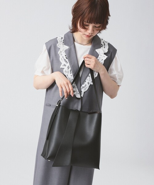 Ray BEAMS（レイビームス）の「RBS / ノット ショルダー バッグ（トートバッグ・レディース・シルバー/ブラック・ONE SIZE）」の4枚目の写真