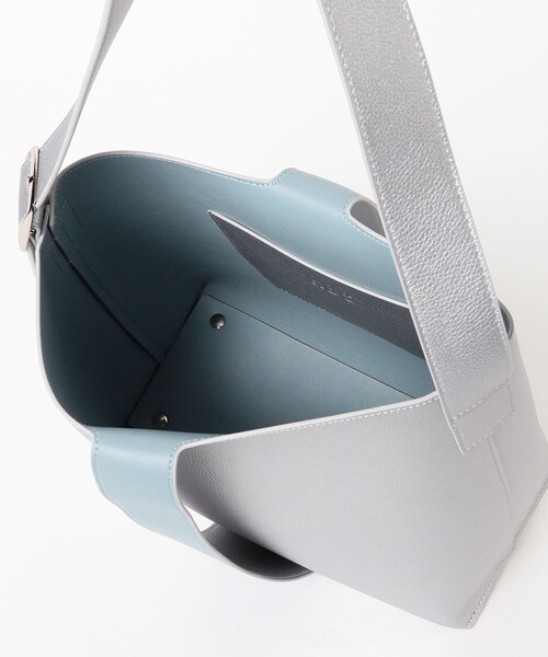 Ray BEAMS（レイビームス）の「RBS / ノット ショルダー バッグ（トートバッグ・レディース・シルバー/ブラック・ONE SIZE）」の10枚目の写真