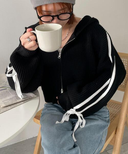 WEGO（ウィゴー）の「WEGO/ラインリボンダブルジップニットパーカー（カーディガン/ボレロ・レディース・アイボリー/ピンク/ブラック・FREE）」の3枚目の写真