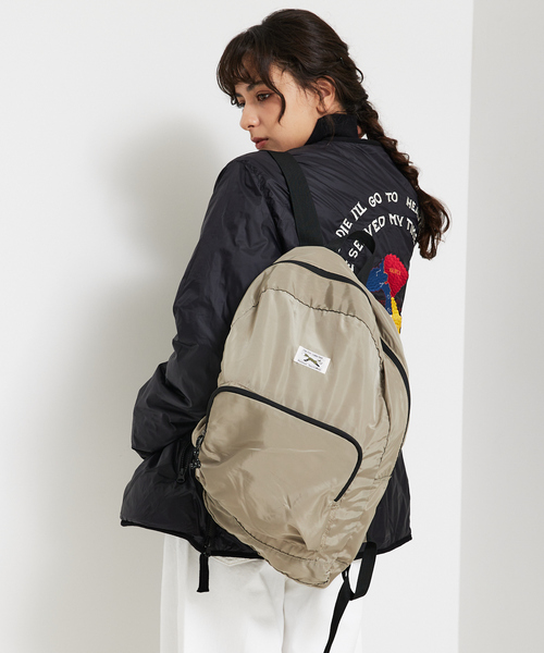 PENNEYS(ぺニーズ)の「【PENNEY'S / ペニーズ】THE FOX PACKABLE DAY PACK/バックパック/ユニセックス/17L(バックパック/リュック・メンズ・ブラック/ベージュ/グレー・フリー)」の3枚目の写真