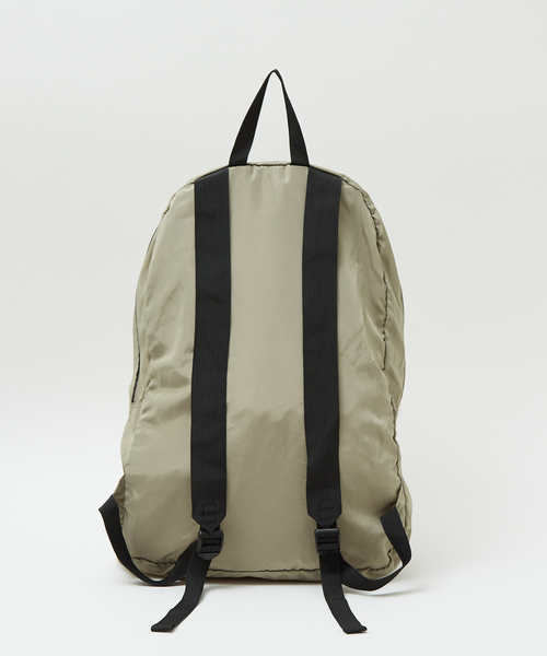 リュック バックパック 重量540g！ノートPCやタブレットを収納できるバックパック「BAG-BP17