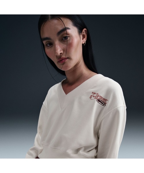 NIKE（ナイキ）の「ナイキ NIKE ナイキ  NSW PHNX FLC CROP VNECK L/S トップ（スウェット・レディース・サックスブルー/ブラウン/ライトベージュ・M/L）」の16枚目の写真
