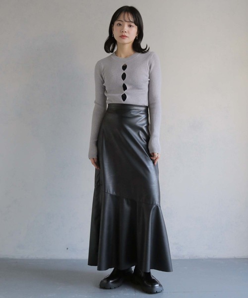 cheriella（シェリエラ）の「【cheriella】前後2wayスリットホールリブニット 2-WAY SLIT HOLE RIB KNIT（ニット/セーター・レディース・チャコールグレー/ブラック/アイボリー/ライトグレー/オレンジ・M）」の18枚目の写真