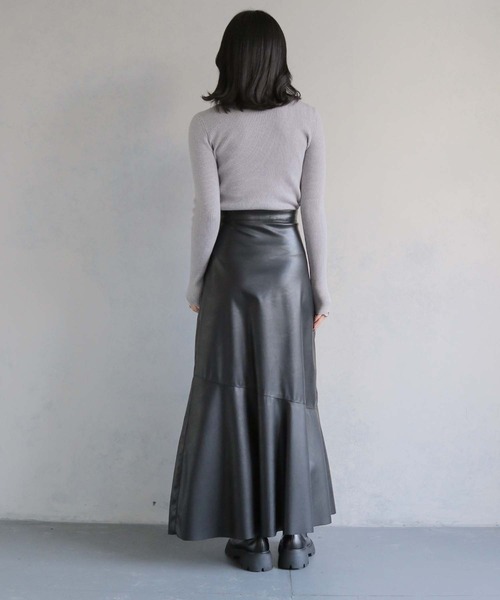 cheriella（シェリエラ）の「【cheriella】前後2wayスリットホールリブニット 2-WAY SLIT HOLE RIB KNIT（ニット/セーター・レディース・チャコールグレー/ブラック/アイボリー/ライトグレー/オレンジ・M）」の20枚目の写真