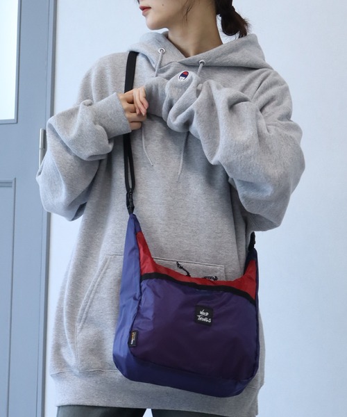 WILD THINGS(ワイルドシングス)の「【WILD THINGS/ワイルドシングス】CORDURA fabric 2WAYショルダーバッグ L(ショルダーバッグ・メンズ・パープル系/ブラック/ブルー系/グリーン系・FREE)」の19枚目の写真