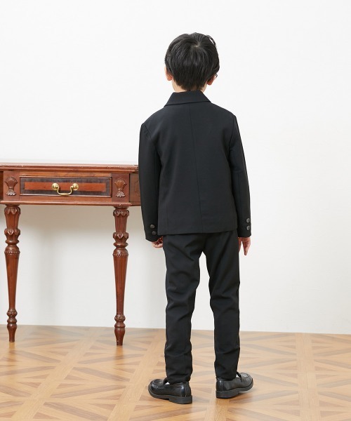QUNTSTYLE(キュントスタイル)の「カットソーセットアップスーツ2点セット (110~170cm)(スーツセット・キッズ・ブラック・170/160/150/140/130/120/110)」の4枚目の写真