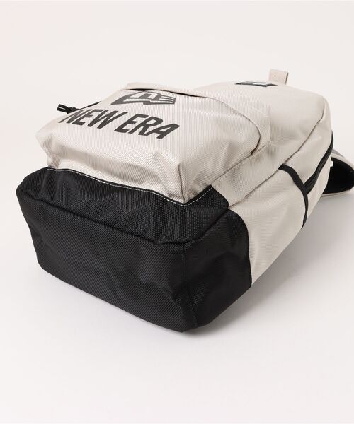 NEW ERA(ニューエラ)の「NEW ERA/ニューエラ CHILD LIGHT PACK STO 251 キッズ デイパック 14521345(バックパック/リュック・キッズ・ライトベージュ・FREE)」の3枚目の写真