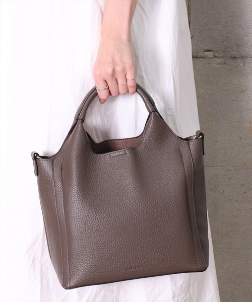 Legato Largo（レガートラルゴ）の「(LF)【Legato Largo】2ポケット レトロ シボ フェイクレザー 2WAY トートバッグ（トートバッグ・レディース・ダークブラウン/ブラック/ライトベージュ・ONE SIZE）」の2枚目の写真