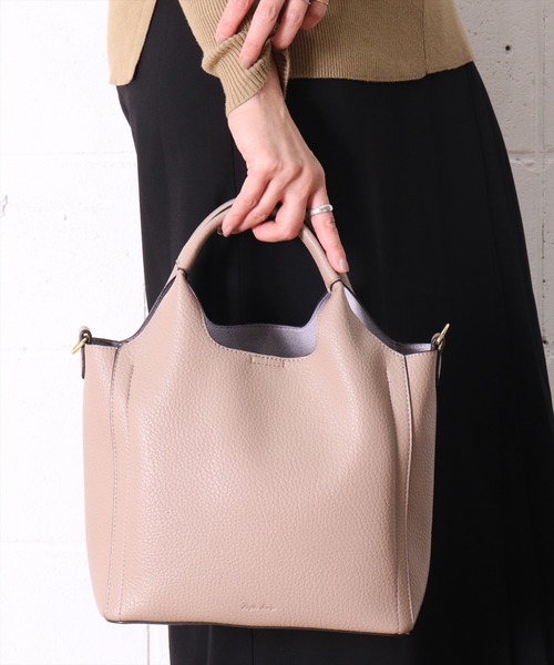 Legato Largo（レガートラルゴ）の「(LF)【Legato Largo】2ポケット レトロ シボ フェイクレザー 2WAY トートバッグ（トートバッグ・レディース・ダークブラウン/ブラック/ライトベージュ・ONE SIZE）」の3枚目の写真