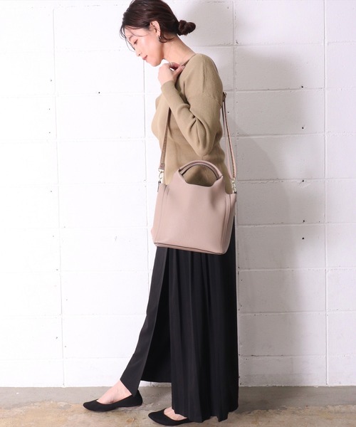 Legato Largo（レガートラルゴ）の「(LF)【Legato Largo】2ポケット レトロ シボ フェイクレザー 2WAY トートバッグ（トートバッグ・レディース・ダークブラウン/ブラック/ライトベージュ・ONE SIZE）」の8枚目の写真