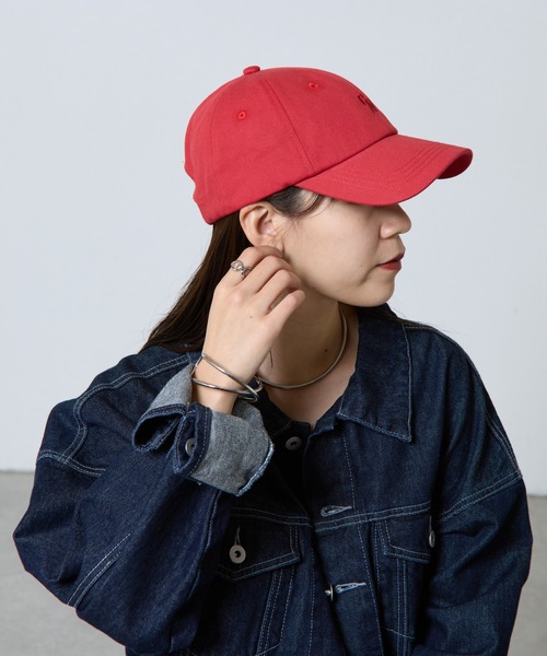 COLONY 2139(コロニートゥーワンスリーナイン)の「ツイル同色刺繍キャップ(キャップ・レディース・ブラック/ブルー/ネイビー/レッド・FREE)」の19枚目の写真