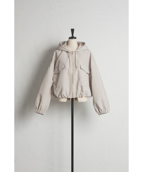 &. NOSTALGIA（アンドドットノスタルジア）の「【ZOZO限定】裾バルーンショート丈（マウンテンパーカー・レディース・アイボリー/ライトカーキ・M）」の22枚目の写真