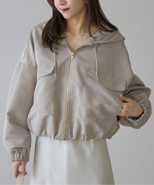 &. NOSTALGIA（アンドドットノスタルジア）の「【ZOZO限定】裾バルーンショート丈（マウンテンパーカー・レディース・アイボリー/ライトカーキ・M）」の14枚目の写真