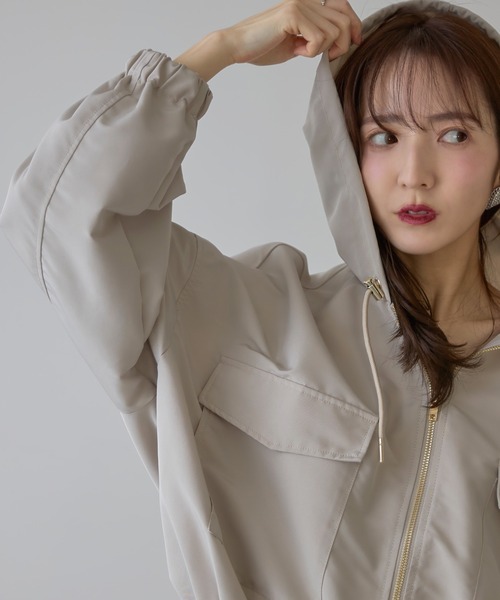 &. NOSTALGIA（アンドドットノスタルジア）の「【ZOZO限定】裾バルーンショート丈（マウンテンパーカー・レディース・アイボリー/ライトカーキ・M）」の18枚目の写真