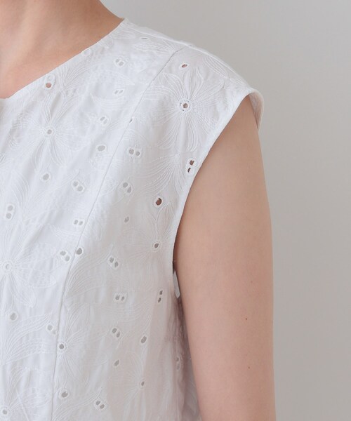 INDIVI（インディヴィ）の「◇【洗える】フラワーカット刺繍 