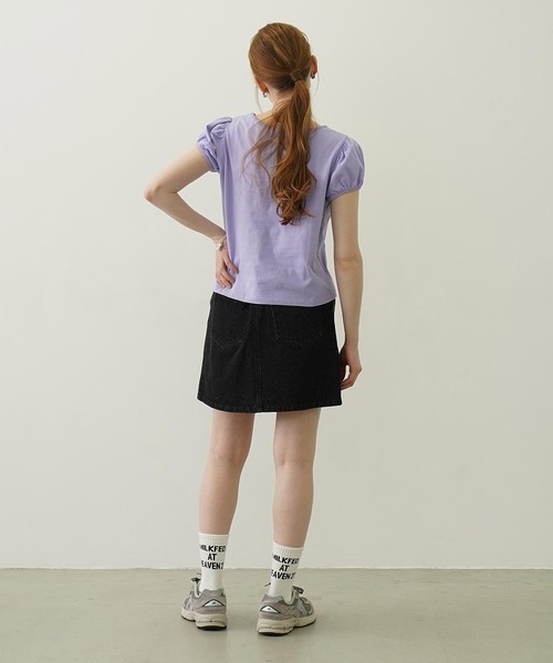 MILKFED.(ミルクフェド)の「FRILL DENIM MINI SKIRT(デニムスカート・レディース・ブラック/ライトインディゴブルー・M/S)」の13枚目の写真