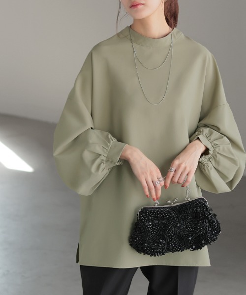 HUG.U(ハグユー)の「ぽわん袖 前後2wayブラウス(シャツ/ブラウス・レディース・ブラック/ホワイト/ダークベージュ/ダークグレー/オリーブ・FREE)」の5枚目の写真