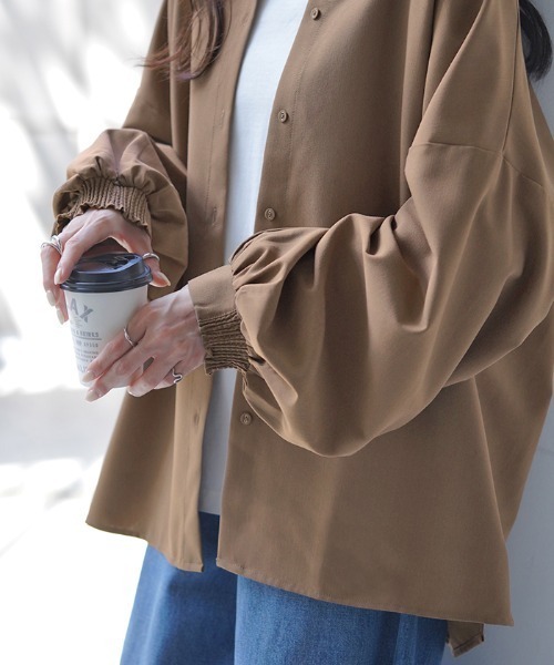 HUG.U(ハグユー)の「ぽわん袖 前後2wayブラウス(シャツ/ブラウス・レディース・ブラック/ホワイト/ダークベージュ/ダークグレー/オリーブ・FREE)」の16枚目の写真