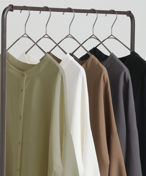 HUG.U(ハグユー)の「ぽわん袖 前後2wayブラウス(シャツ/ブラウス・レディース・ブラック/ホワイト/ダークベージュ/ダークグレー/オリーブ・FREE)」の13枚目の写真